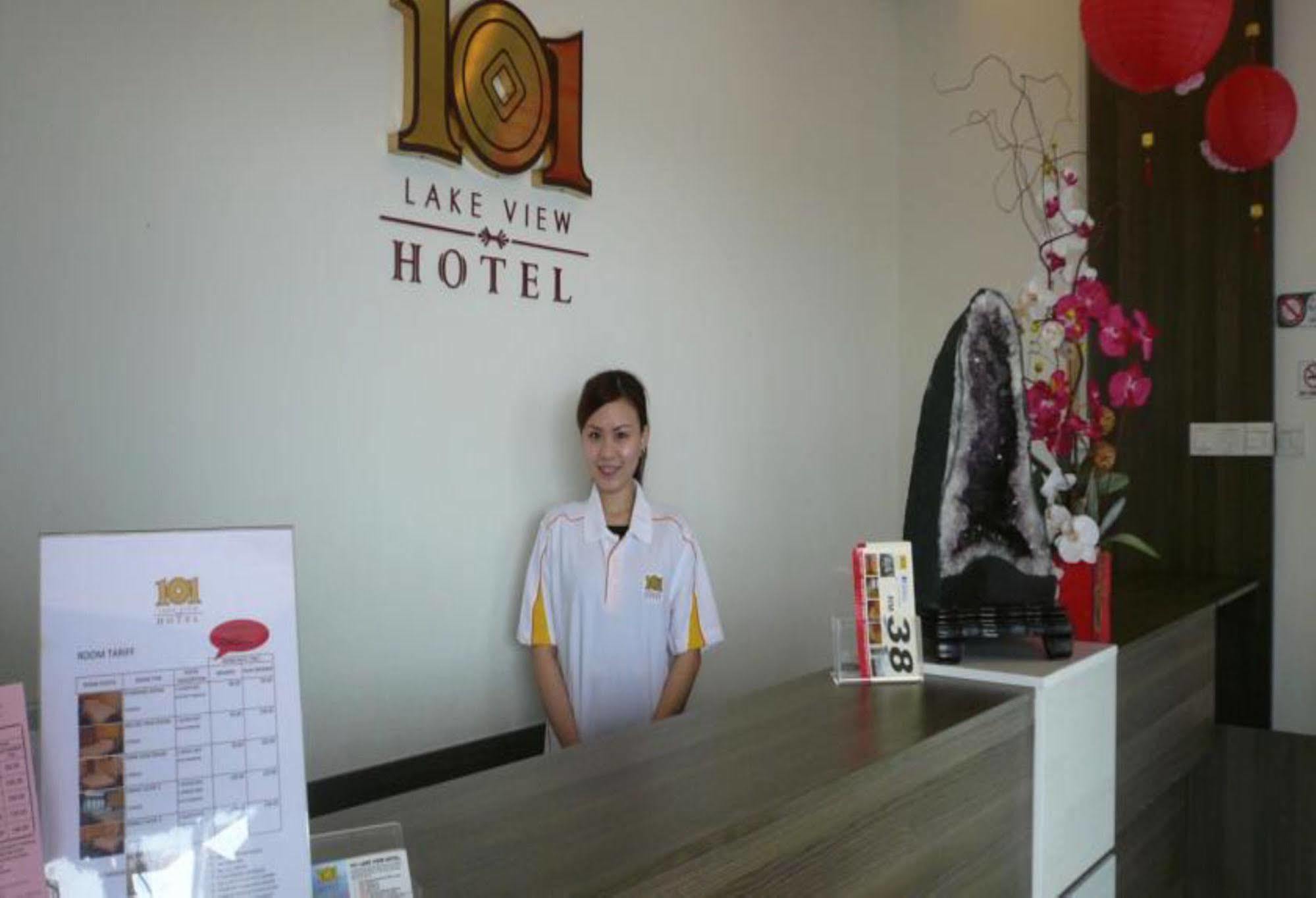 101 Lake View Hotel Puchong Exterior photo