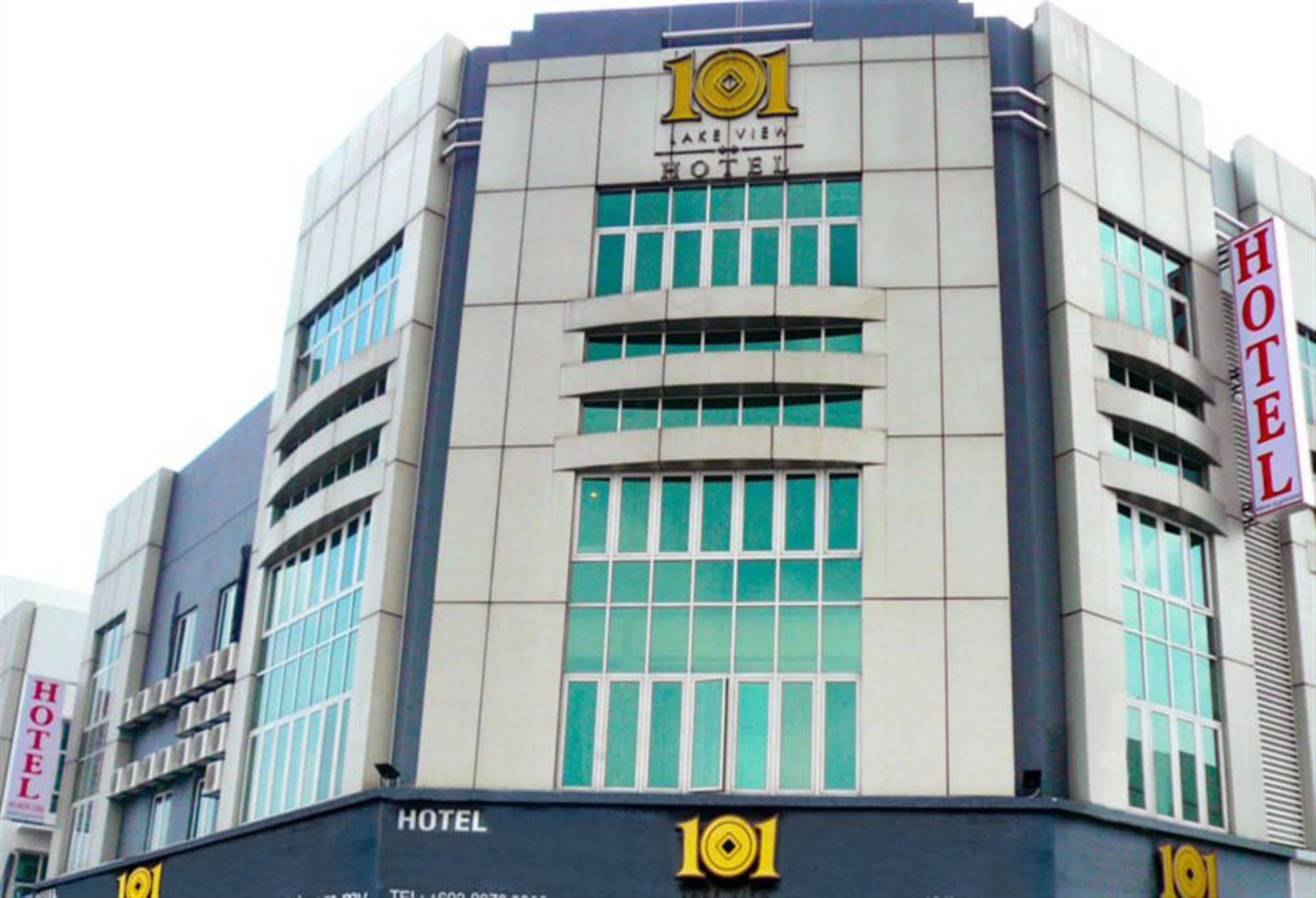 101 Lake View Hotel Puchong Exterior photo